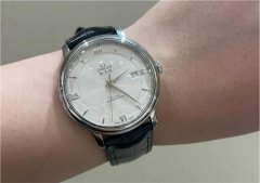 焕新时光：无痕修复你的欧米茄表盘